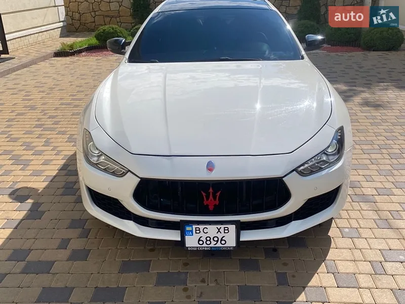 Maserati Ghibli 2016 VIN ZAM57XSA1H1225321 фото оголошення 3 з 91