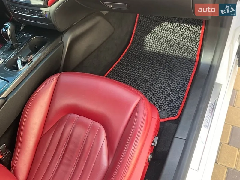 Maserati Ghibli 2016 VIN ZAM57XSA1H1225321 фото оголошення 40 з 91
