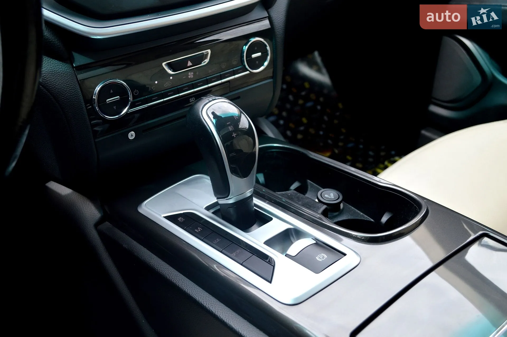2014 Maserati Ghibli - мініатюра 35