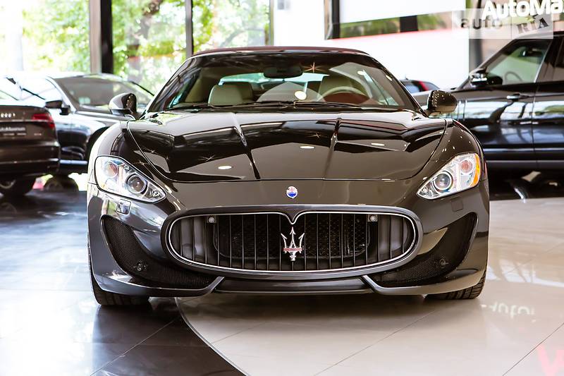 Maserati GranCabrio 2010 года