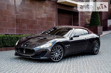 Кабриолет Maserati GranCabrio 2010 в Киеве