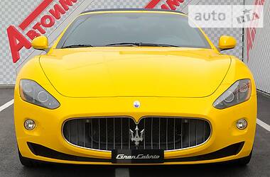 Кабриолет Maserati GranCabrio 2011 в Киеве