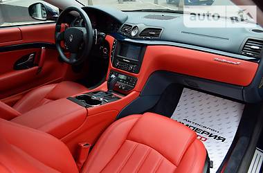 Купе Maserati GranTurismo 2012 в Киеве