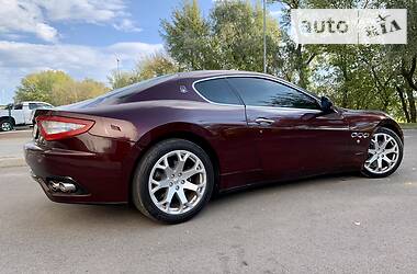 Купе Maserati GranTurismo 2007 в Киеве