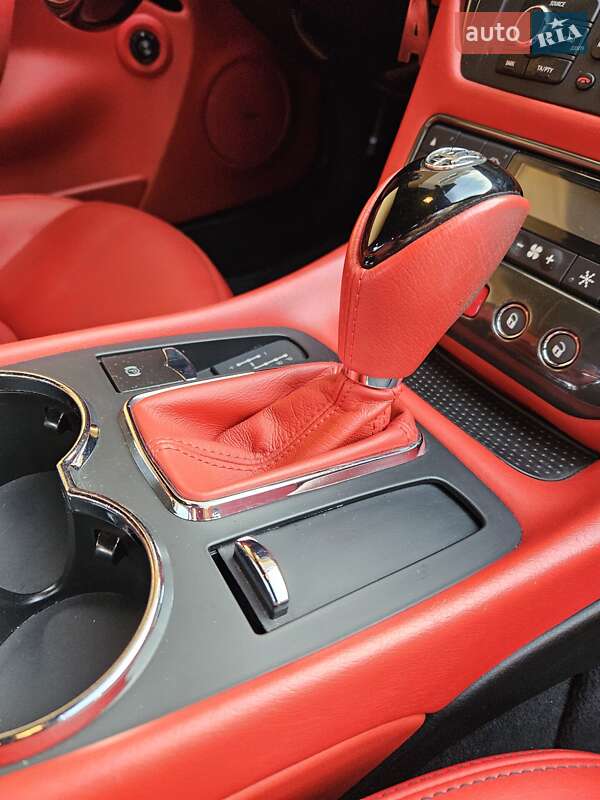 Купе Maserati GranTurismo 2014 в Львові