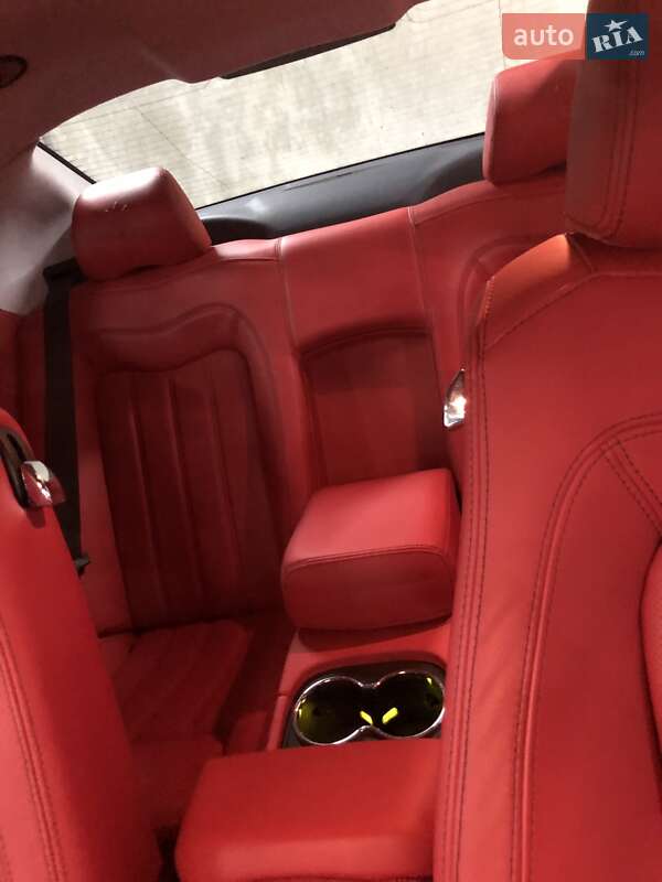 Купе Maserati GranTurismo 2011 в Киеве