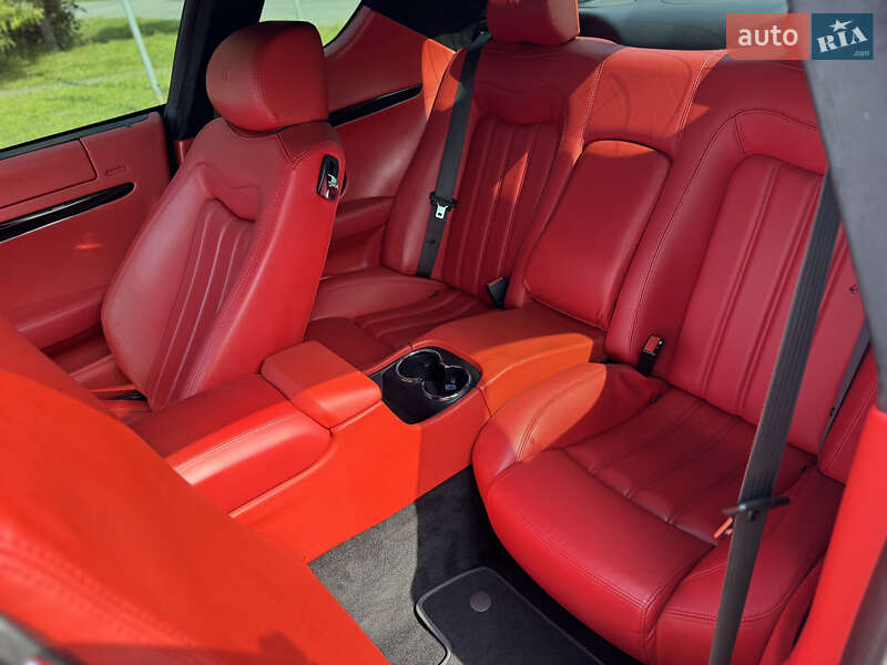 Купе Maserati GranTurismo 2008 в Киеве