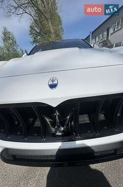 Позашляховик / Кросовер Maserati Grecale 2023 в 