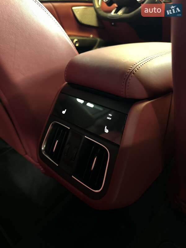 Позашляховик / Кросовер Maserati Grecale 2022 в Києві фото 30 Позашляховик / Кросовер Maserati Grecale 2022 в Києві