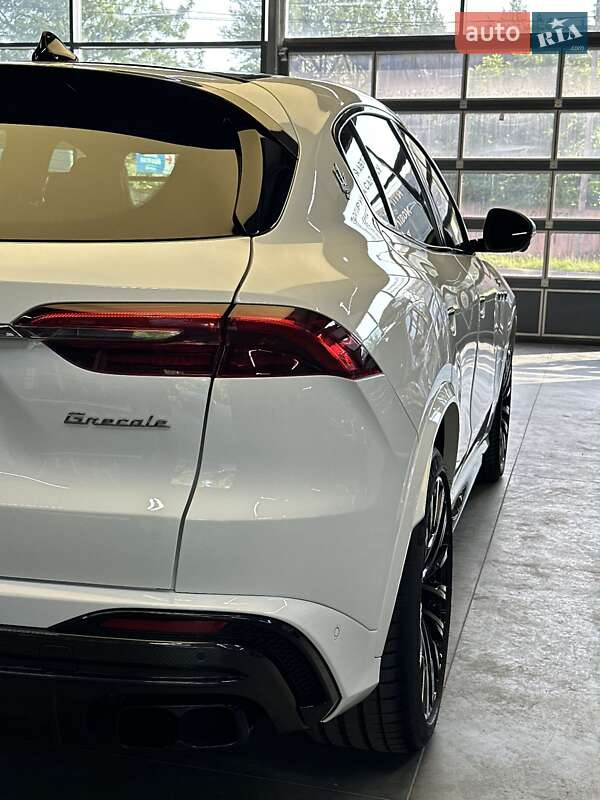 Позашляховик / Кросовер Maserati Grecale 2022 в Києві фото 43 Позашляховик / Кросовер Maserati Grecale 2022 в Києві