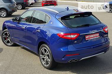 Позашляховик / Кросовер Maserati Levante 2018 в Києві