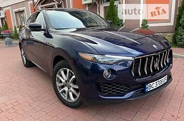 Позашляховик / Кросовер Maserati Levante 2018 в Києві