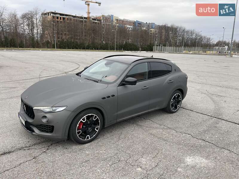 Позашляховик / Кросовер Maserati Levante 2018 в Львові