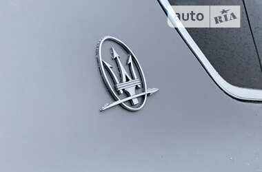Внедорожник / Кроссовер Maserati Levante 2016 в Стрые