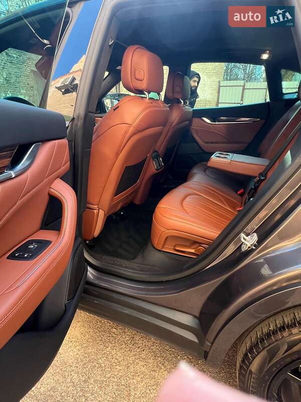 Внедорожник / Кроссовер Maserati Levante 2021 в Киеве фото 22 Внедорожник / Кроссовер Maserati Levante 2021 в Киеве