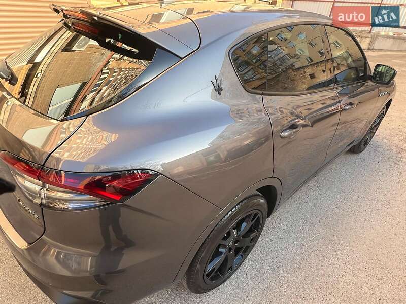 Внедорожник / Кроссовер Maserati Levante 2021 в Киеве фото 4 Внедорожник / Кроссовер Maserati Levante 2021 в Киеве