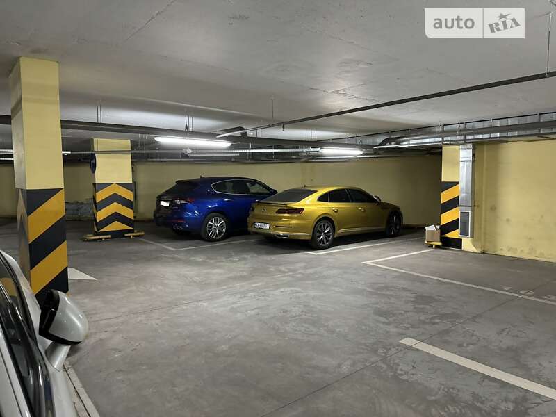 Позашляховик / Кросовер Maserati Levante 2021 в Києві