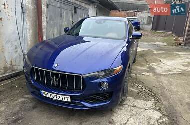 Позашляховик / Кросовер Maserati Levante 2020 в Рівному