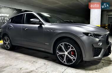 Позашляховик / Кросовер Maserati Levante 2019 в Києві