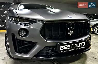 Позашляховик / Кросовер Maserati Levante 2019 в Києві