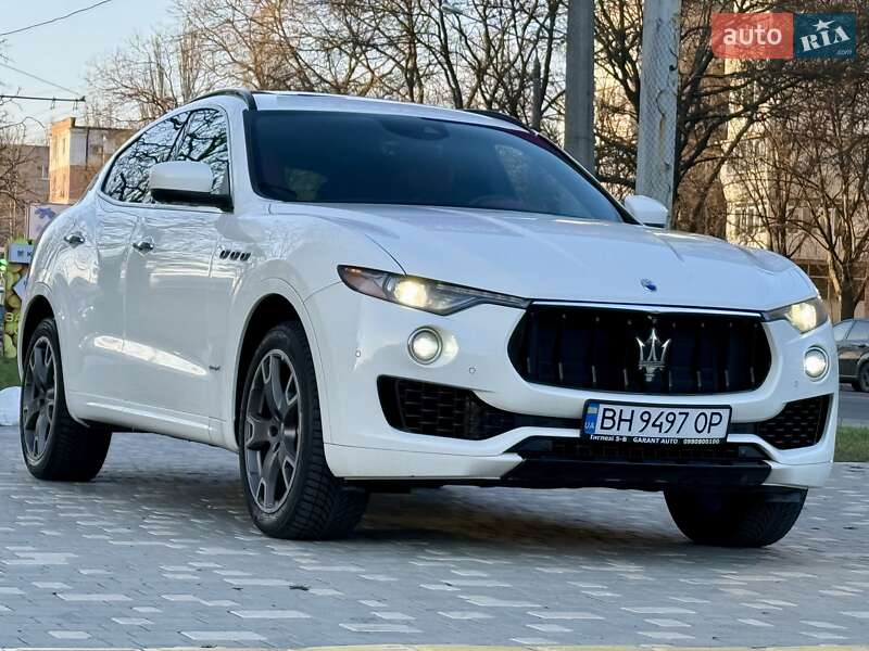 Внедорожник / Кроссовер Maserati Levante 2016 в Одессе