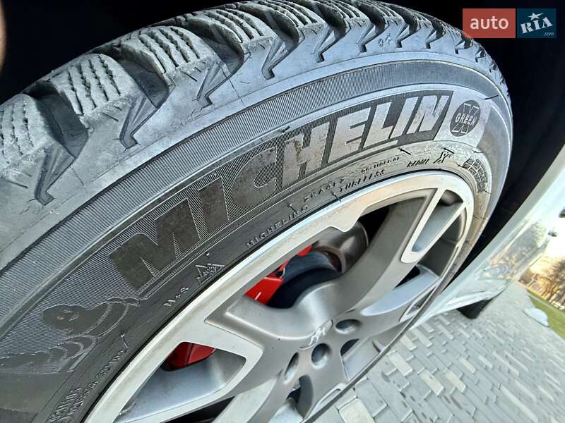 Внедорожник / Кроссовер Maserati Levante 2016 в Одессе