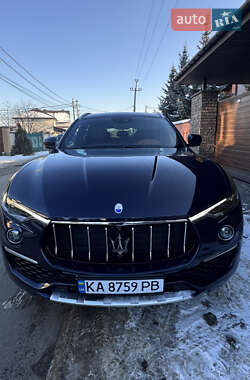 Позашляховик / Кросовер Maserati Levante 2019 в Києві