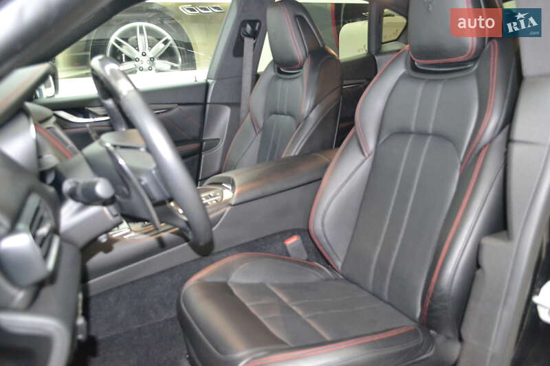 Позашляховик / Кросовер Maserati Levante 2018 в Києві фото 10 Позашляховик / Кросовер Maserati Levante 2018 в Києві