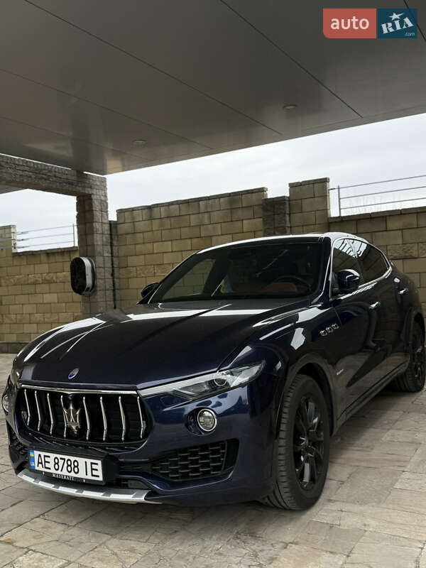 Позашляховик / Кросовер Maserati Levante 2018 в Дніпрі