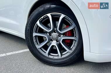 Позашляховик / Кросовер Maserati Levante 2021 в Києві