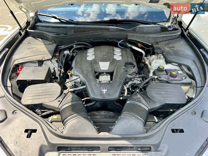Позашляховик / Кросовер Maserati Levante 2021 в Києві фото 20 Позашляховик / Кросовер Maserati Levante 2021 в Києві