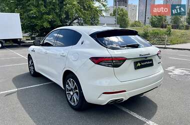 Позашляховик / Кросовер Maserati Levante 2021 в Києві