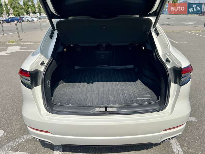 Позашляховик / Кросовер Maserati Levante 2021 в Києві фото 21 Позашляховик / Кросовер Maserati Levante 2021 в Києві