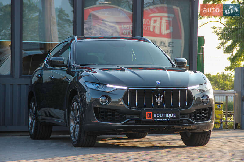 Внедорожник / Кроссовер Maserati Levante 2017 в Одессе