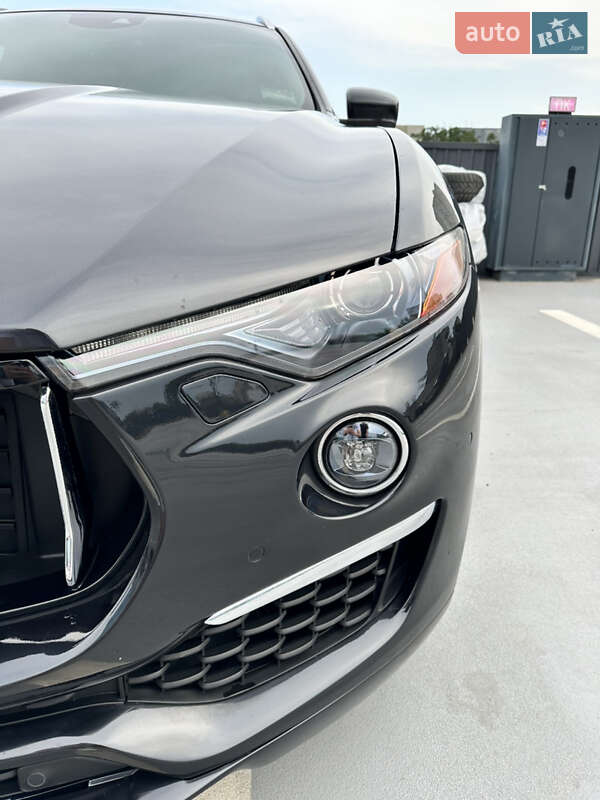 Позашляховик / Кросовер Maserati Levante 2019 в Києві