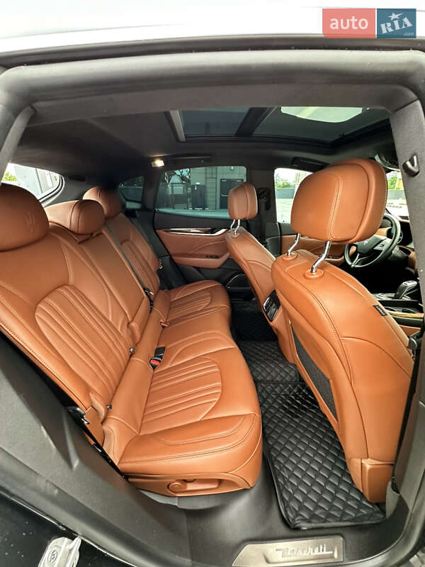 Позашляховик / Кросовер Maserati Levante 2019 в Києві