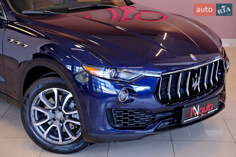 Внедорожник / Кроссовер Maserati Levante 2017 в Одессе