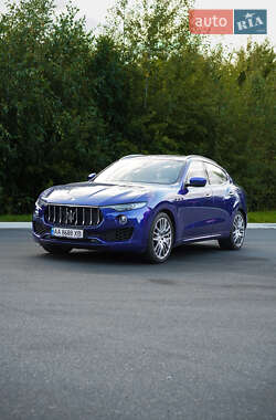 Внедорожник / Кроссовер Maserati Levante 2016 в 