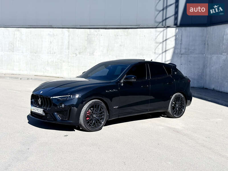 Позашляховик / Кросовер Maserati Levante 2020 в Києві