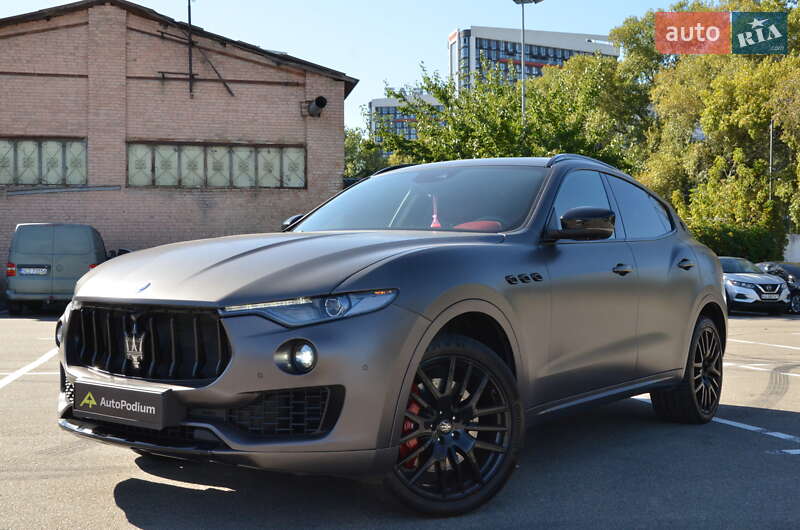 Позашляховик / Кросовер Maserati Levante 2017 в Києві