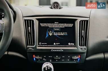 Внедорожник / Кроссовер Maserati Levante 2018 в 