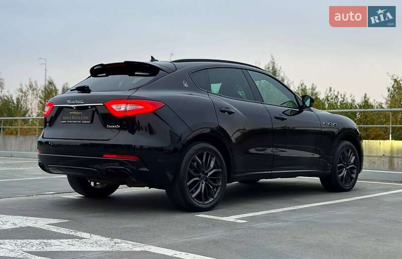Внедорожник / Кроссовер Maserati Levante 2018 в Киеве фото 19 Внедорожник / Кроссовер Maserati Levante 2018 в Киеве