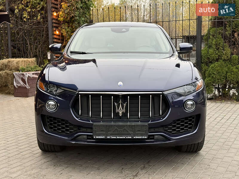 Внедорожник / Кроссовер Maserati Levante 2018 в Киеве