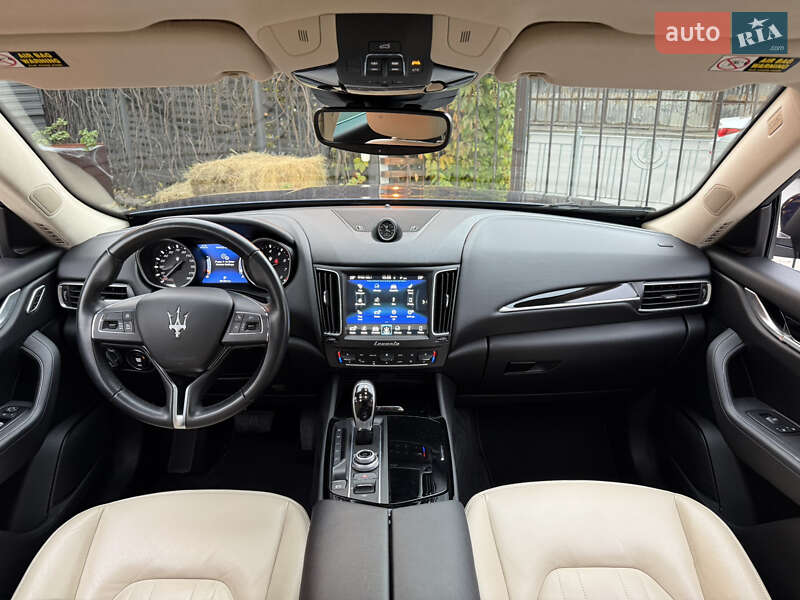 Внедорожник / Кроссовер Maserati Levante 2018 в Киеве