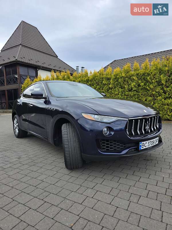 Позашляховик / Кросовер Maserati Levante 2018 в Львові