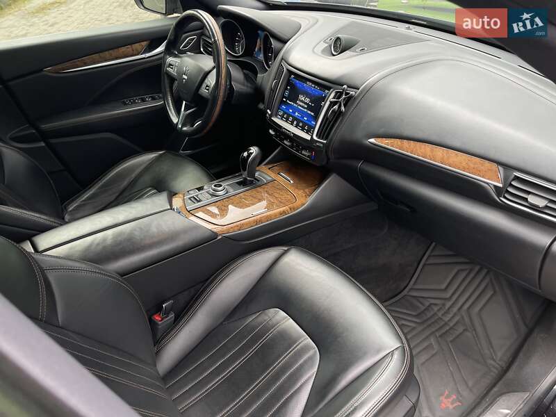Внедорожник / Кроссовер Maserati Levante 2017 в Киеве фото 13 Внедорожник / Кроссовер Maserati Levante 2017 в Киеве