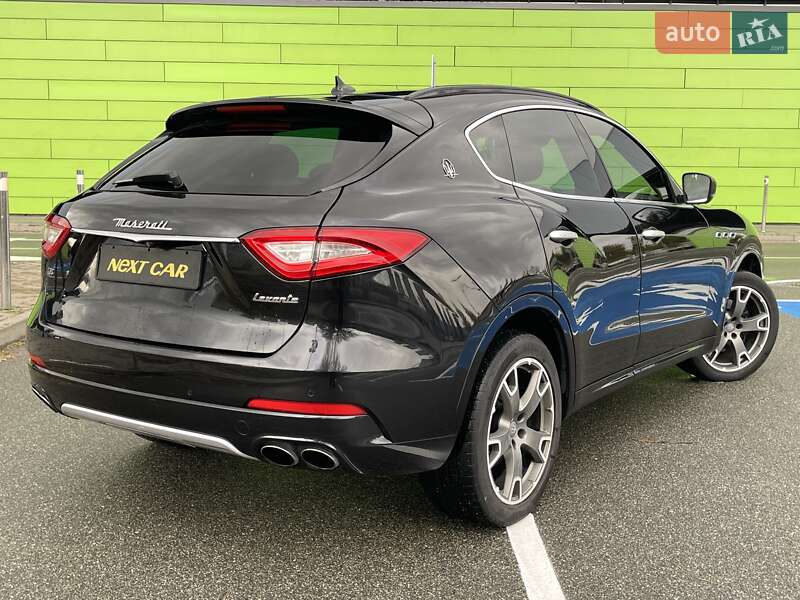 Внедорожник / Кроссовер Maserati Levante 2017 в Киеве фото 18 Внедорожник / Кроссовер Maserati Levante 2017 в Киеве