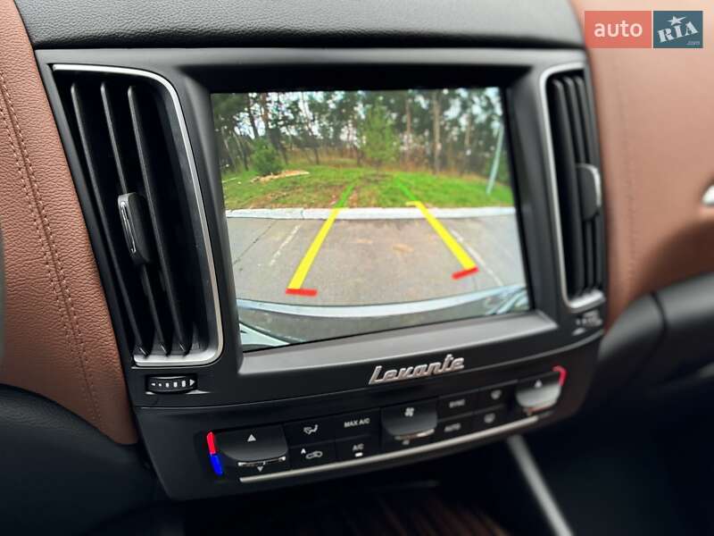 Позашляховик / Кросовер Maserati Levante 2017 в Києві