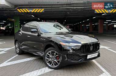 Позашляховик / Кросовер Maserati Levante 2018 в Києві