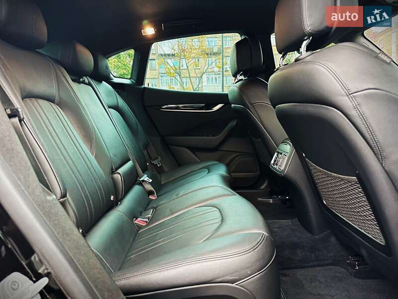 Внедорожник / Кроссовер Maserati Levante 2018 в Киеве фото 33 Внедорожник / Кроссовер Maserati Levante 2018 в Киеве